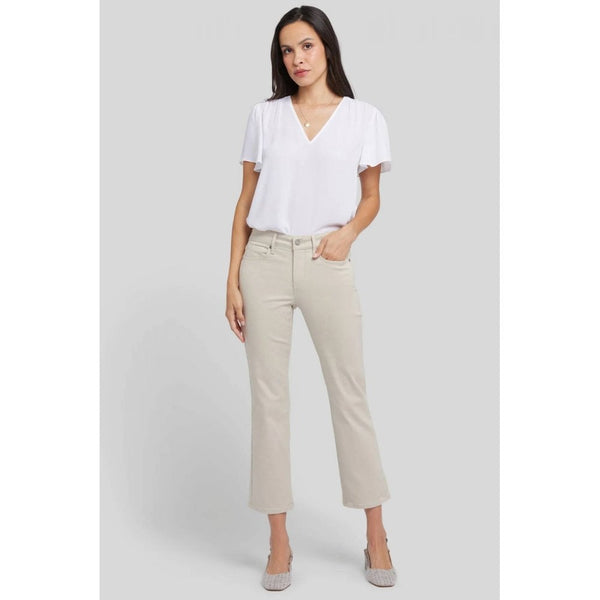 Marilyn Straight Ankle Jeans
